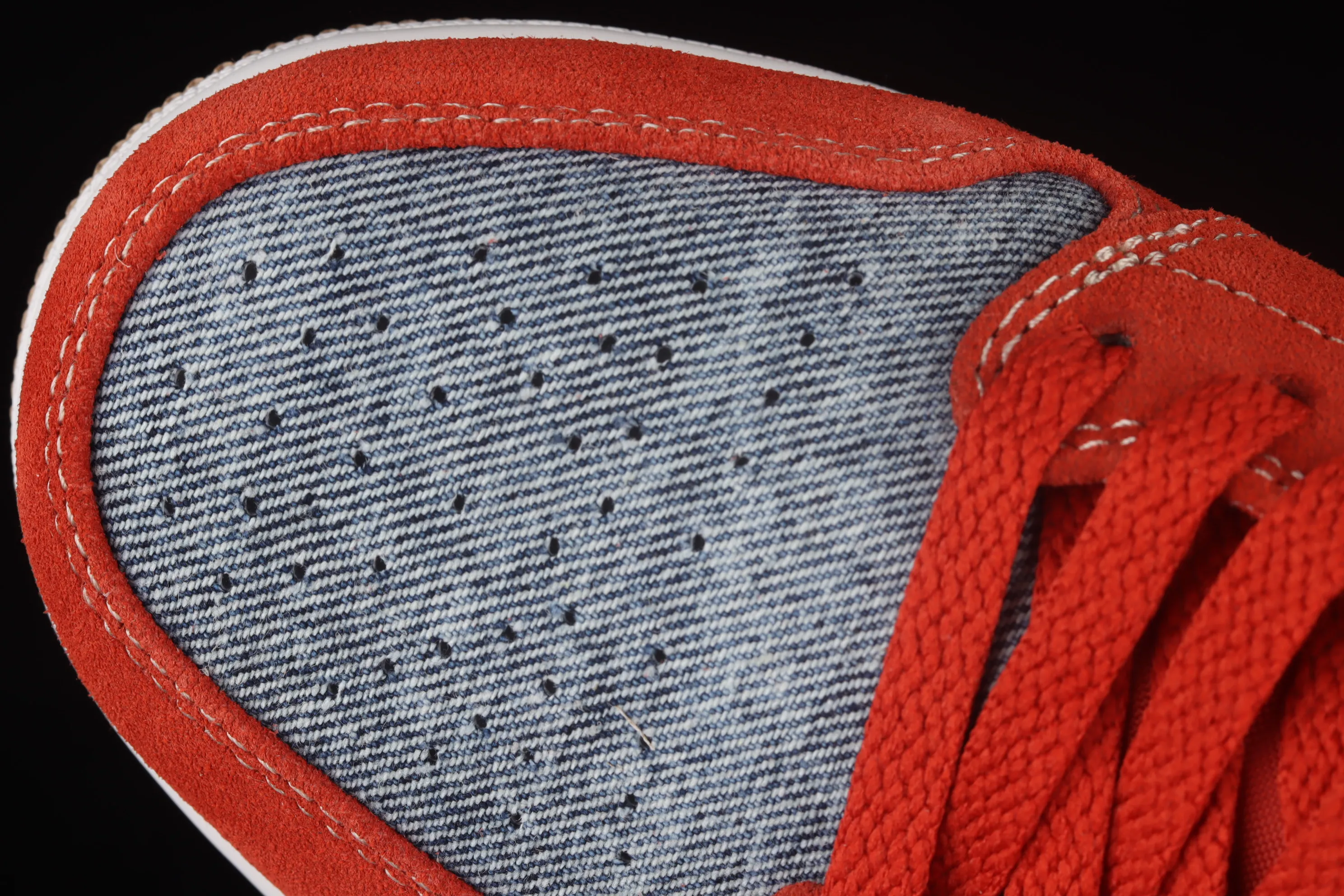 All categories Air Jordan Jordan series basketball shoes Air Jordan 1 Mid G version pure original Levi's x Air Jordan 1 Mid "Denim" AJ1 Joe 1 Levi's denim mid-top basketball shoes DM4352-600